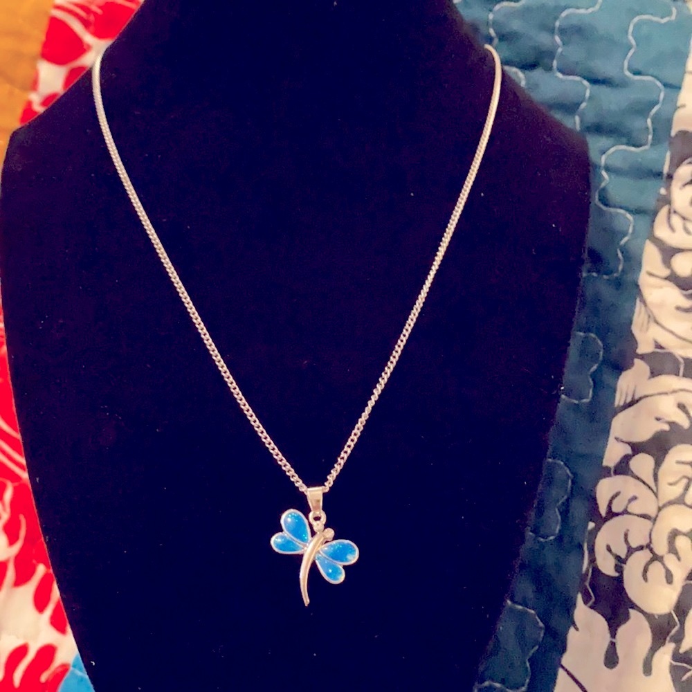 Beautiful dragonfly blue necklace